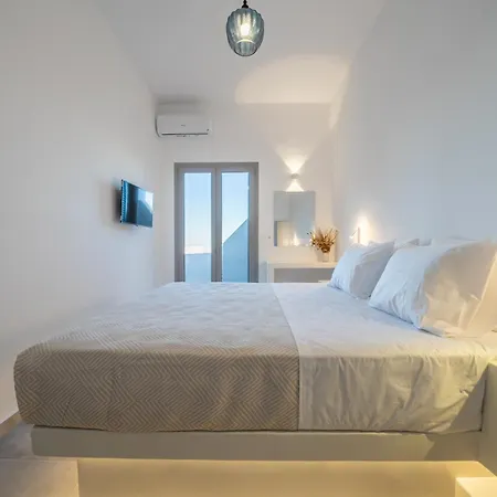 Alaya Hotel Pýrgos