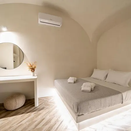Alaya Hotell *