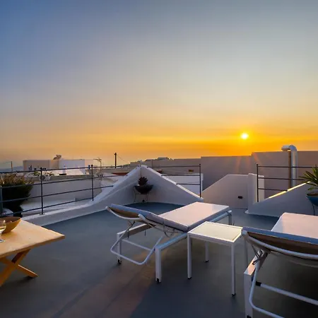 Alaya Hotel *